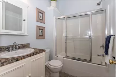 1640 17th St, Florence, OR 97439 - Photo 14
