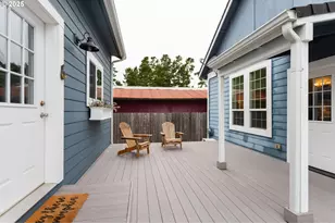 1640 17th St, Florence, OR 97439 - Photo 28