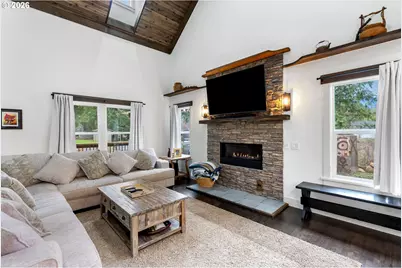 1010 NW Still Cove Ln, Stevenson, WA 98648 - Photo 10