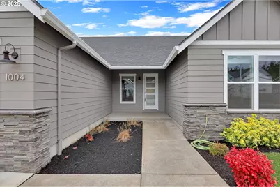 1004 S 46th St, Springfield, OR 97478 - Photo 4