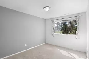 13422 SE Harold St, Portland, OR 97236 - Photo 14