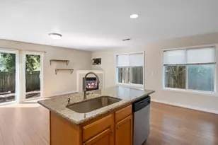13422 SE Harold St, Portland, OR 97236 - Photo 10