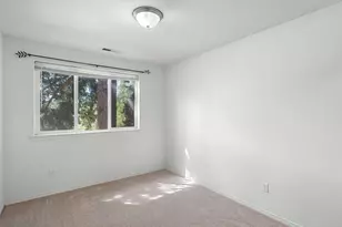 13422 SE Harold St, Portland, OR 97236 - Photo 16
