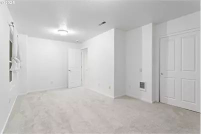 2253 NE Sheffield Ave, Hillsboro, OR 97006 - Photo 26