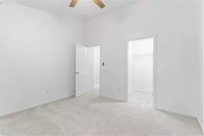 2253 NE Sheffield Ave, Hillsboro, OR 97006 - Photo 18