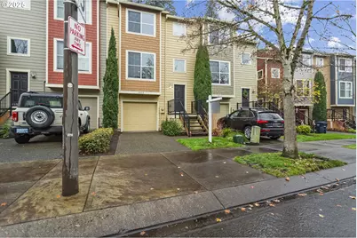 2253 NE Sheffield Ave, Hillsboro, OR 97006 - Photo 2