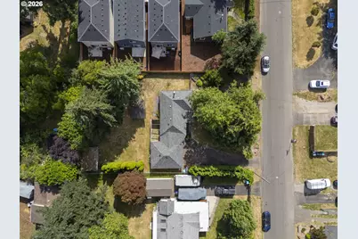 11625 NE Siskiyou St, Portland, OR 97220 - Photo 36