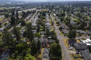 11625 NE Siskiyou St, Portland, OR 97220 - Photo 38