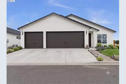 1228 SE 9th Pl, Hermiston, OR 97838 - Photo 1
