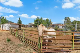 44214 Fuzzy Mullien Rd, Baker City, OR 97814 - Photo 40