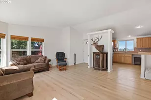 44214 Fuzzy Mullien Rd, Baker City, OR 97814 - Photo 16