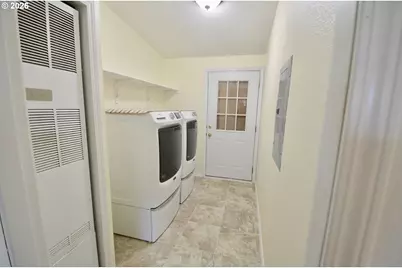 44214 Fuzzy Mullien Rd, Baker City, OR 97814 - Photo 14