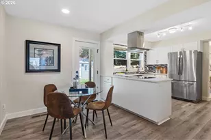 8685 SW Wilson Ln, Wilsonville, OR 97070 - Photo 10