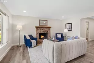 8685 SW Wilson Ln, Wilsonville, OR 97070 - Photo 6