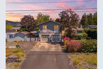 125 Susan St, Myrtle Creek, OR 97457 - Photo 1