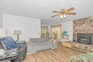 125 Susan St, Myrtle Creek, OR 97457 - Photo 10