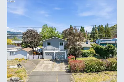125 Susan St, Myrtle Creek, OR 97457 - Photo 2
