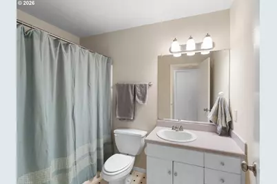13210 SE 7th St #C17, Vancouver, WA 98683 - Photo 18