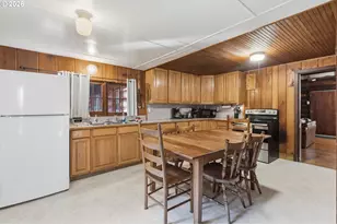 56965 McKenzie Hwy, McKenzie Bridge, OR 97413 - Photo 6