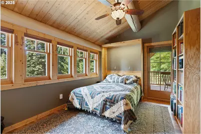 5885 Berry Rd, Mt Hood Prkdl, OR 97041 - Photo 32
