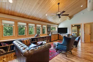 5885 Berry Rd, Mt Hood Prkdl, OR 97041 - Photo 24