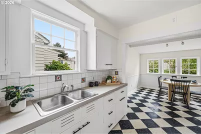 2801 NE 35th Pl, Portland, OR 97212 - Photo 16