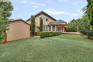 13048 SE Almond Ln, Clackamas, OR 97015 - Photo 36