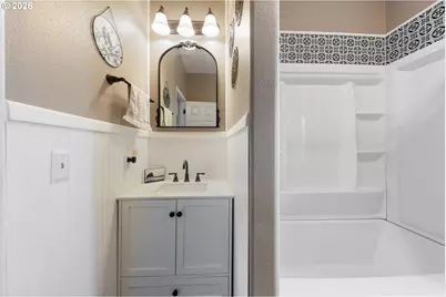 1377 SW Louise Dr, McMinnville, OR 97128 - Photo 28