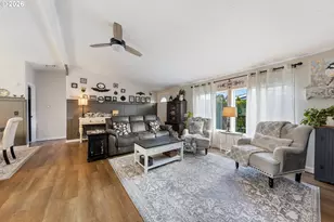 1377 SW Louise Dr, McMinnville, OR 97128 - Photo 8