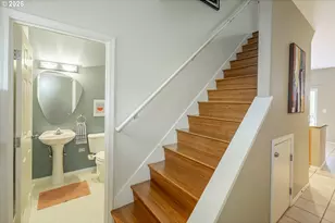 529 NE Russell St, Portland, OR 97212 - Photo 4