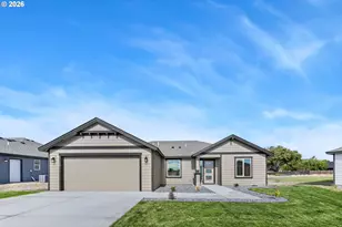231 SW Goldfinch Ln, Boardman, OR 97818 - Photo 2