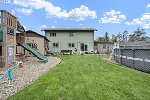 1700 E Grover Ave, Cottage Grove, OR 97424 - Photo 28