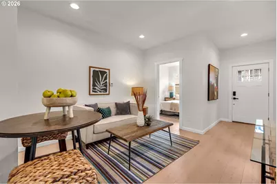 722 NE Skidmore St, Portland, OR 97211 - Photo 8