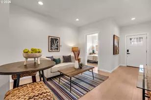 722 NE Skidmore St, Portland, OR 97211 - Photo 8