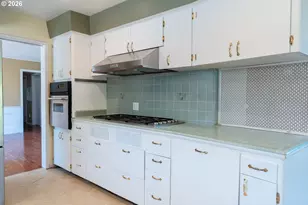 12640 NE Rose Pkwy, Portland, OR 97230 - Photo 26