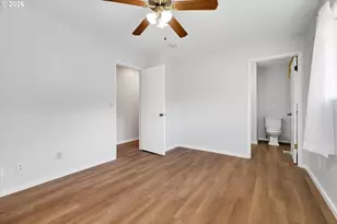 9430 SW Inez St, Portland, OR 97224 - Photo 16