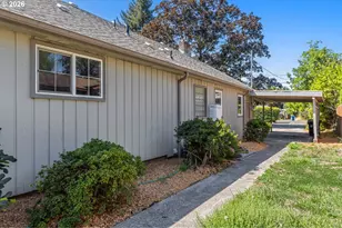 175 Bushnell Ln, Eugene, OR 97404 - Photo 38