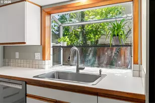 175 Bushnell Ln, Eugene, OR 97404 - Photo 12