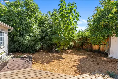 175 Bushnell Ln, Eugene, OR 97404 - Photo 36