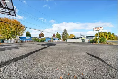 770 S Bertelsen Rd, Eugene, OR 97402 - Photo 46