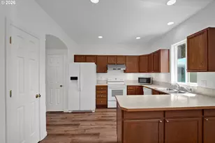1338 Colton Way, Eugene, OR 97402 - Photo 8