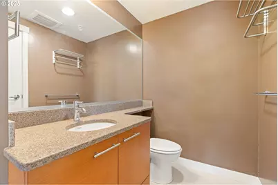 1500 SW 11th Ave #1704, Portland, OR 97201 - Photo 20