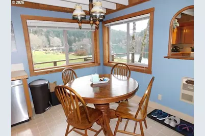 71432 Northshore Dr, Birkenfeld, OR 97016 - Photo 12