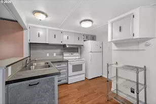 117 Northpark Ln, Roseburg, OR 97470 - Photo 12