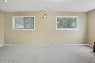 390 NW Conifer Blvd, Corvallis, OR 97330 - Photo 34