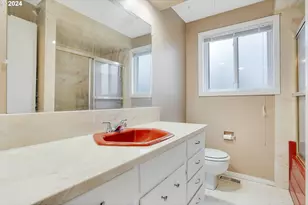 390 NW Conifer Blvd, Corvallis, OR 97330 - Photo 24