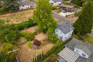 390 NW Conifer Blvd, Corvallis, OR 97330 - Photo 40