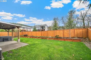 9448 N Alder St, Camas, WA 98607 - Photo 32