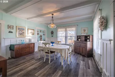 830 Division St SE, Bandon, OR 97411 - Photo 20