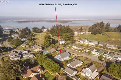 830 Division St SE, Bandon, OR 97411 - Photo 4